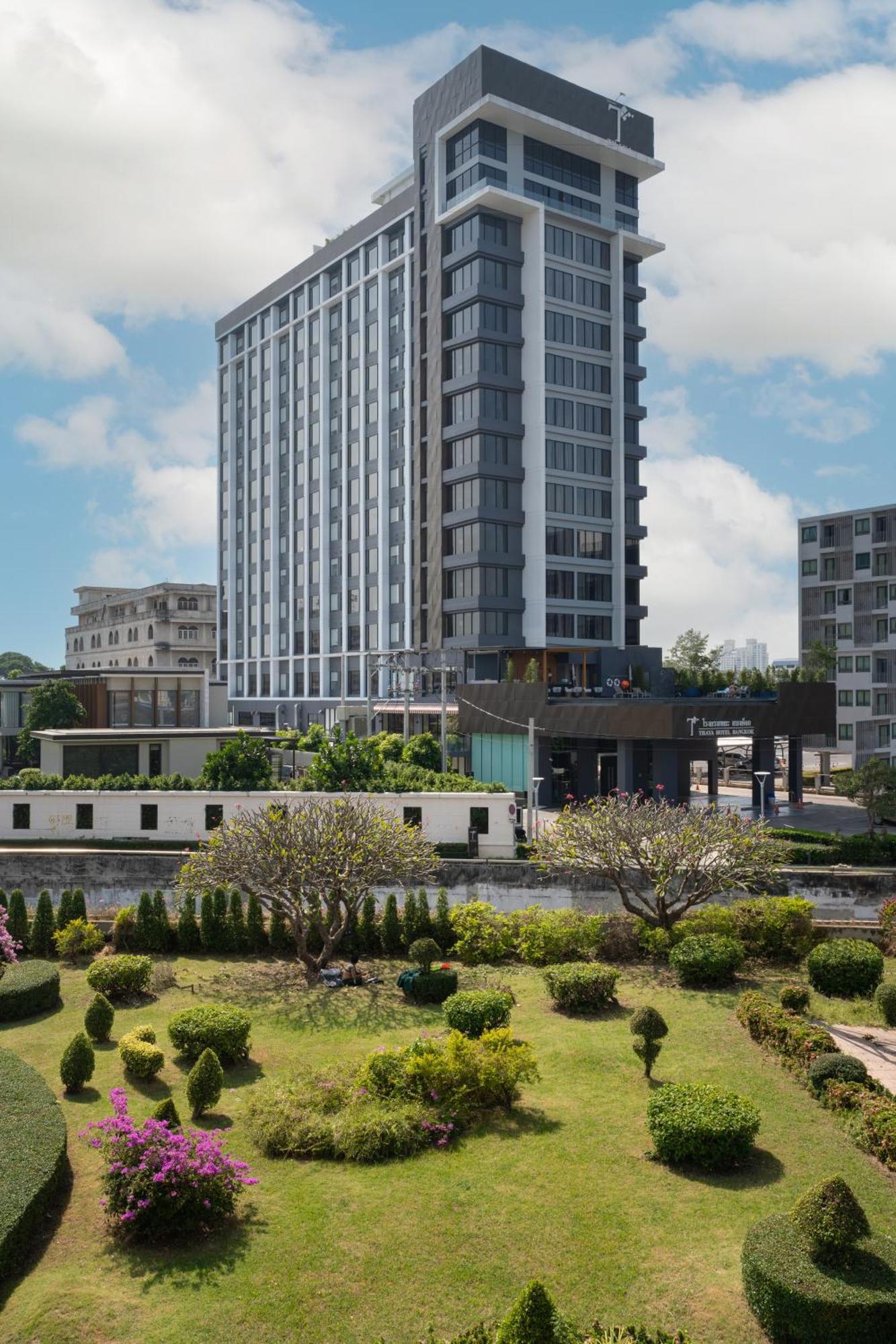Thaya Hotel Bangkok Buitenkant foto